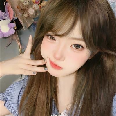 与鹦鹉同住